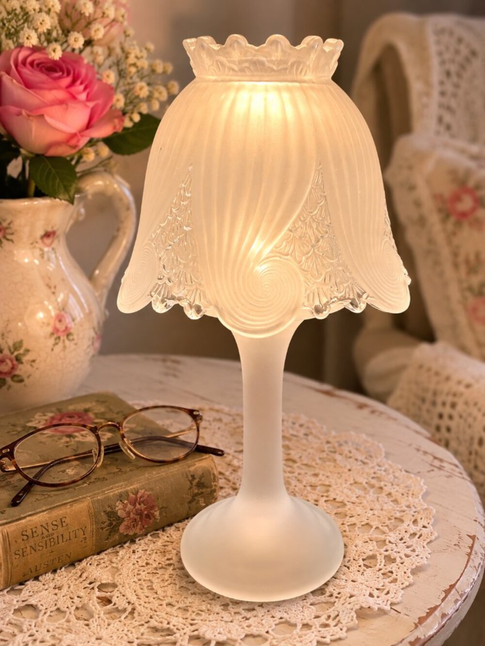 Vintage PartyLite Clarion Fairy Lamp Frosted Glass Pedestal 10” Tall